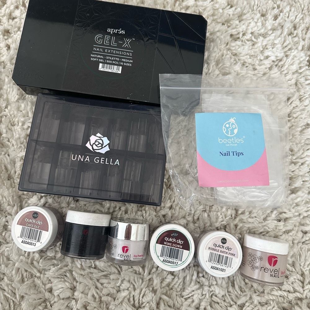 Gel-X tips and dip powders